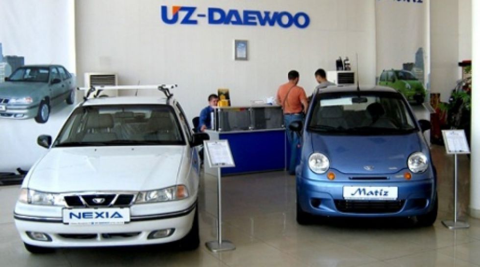 Daewoo где производят. Uz Daewoo 1996. Завод Узбекистан Нексия Daewoo. Завод Дэу. Daewoo на заводе.