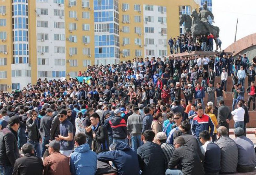 События в казахстане сегодня. Казахи митинг. Забастовки в Казахстане. Забастовка в Казахстане сегодня. Майдан в Казахстане.