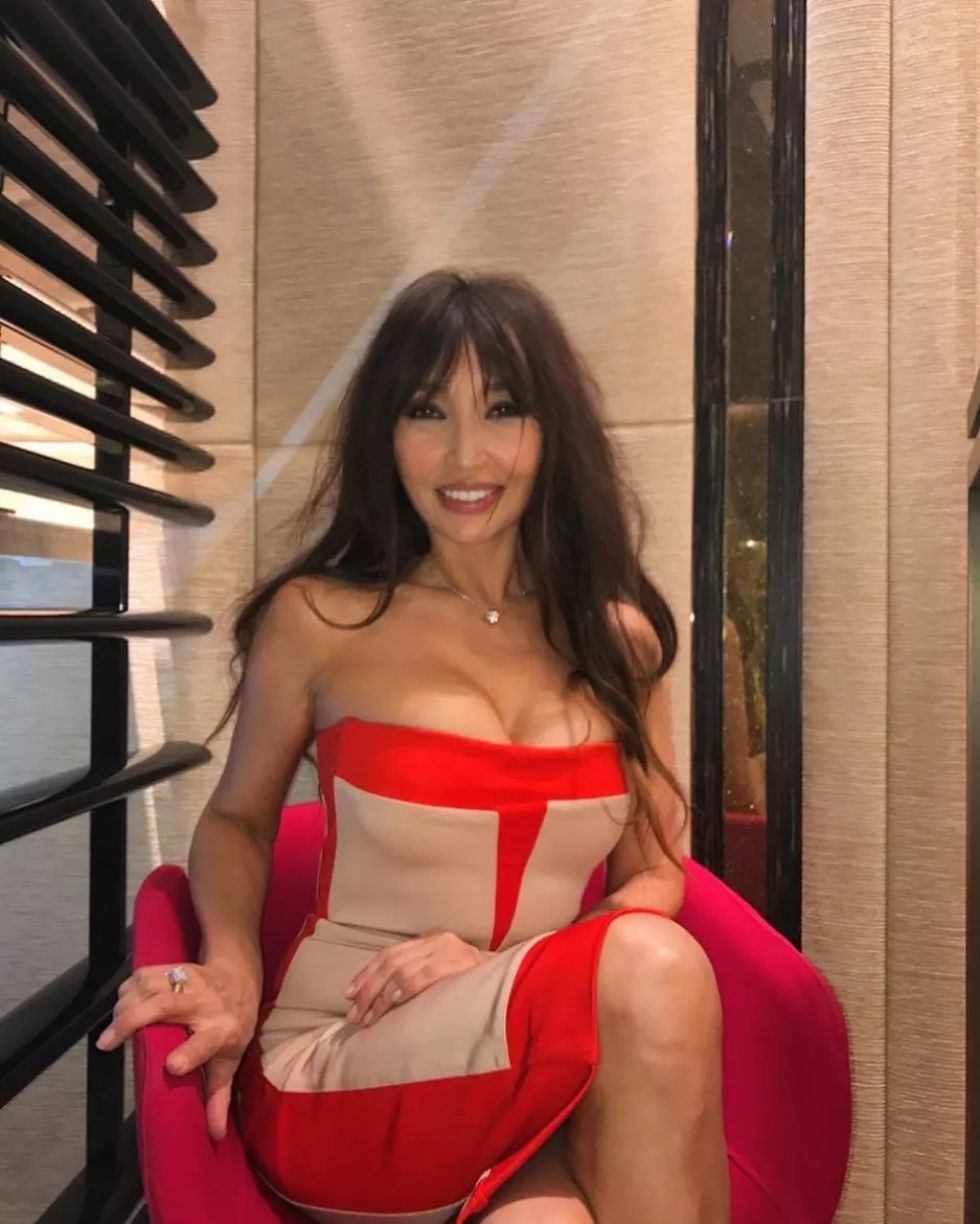 Нудистер порно фильмін қараңыз