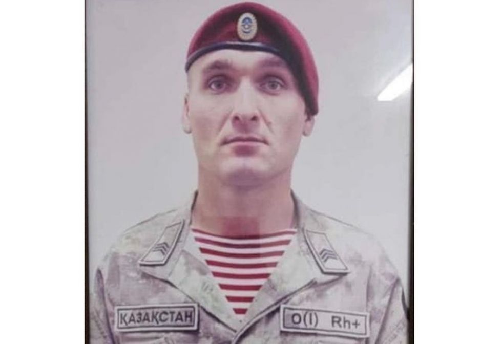 В Петропавловске от неосторожного выстрела коллеги погиб сержант ...