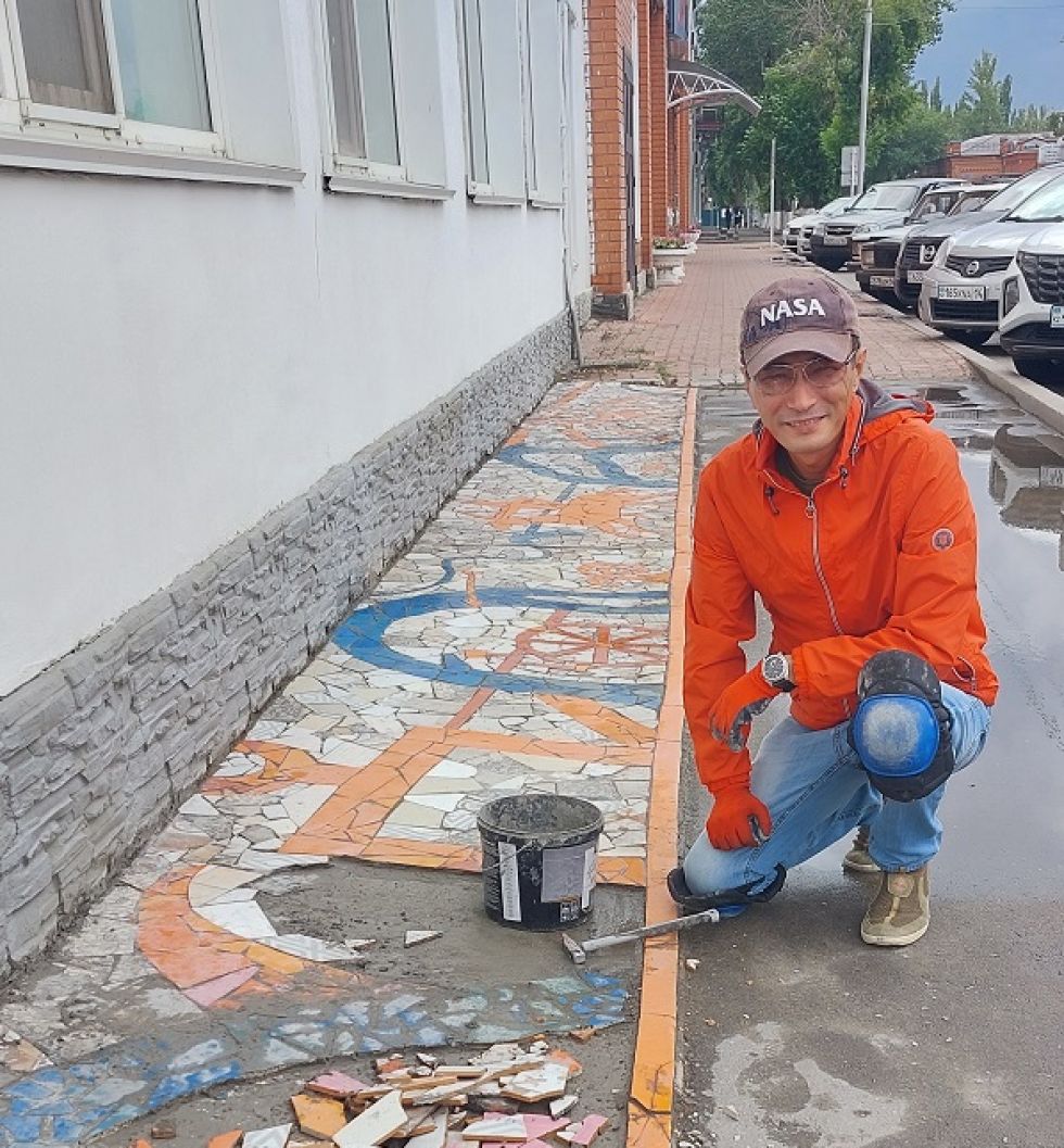 В Павлодаре дети водят родителей посмотреть на директора госпредприятия |  Аналитический Интернет-портал