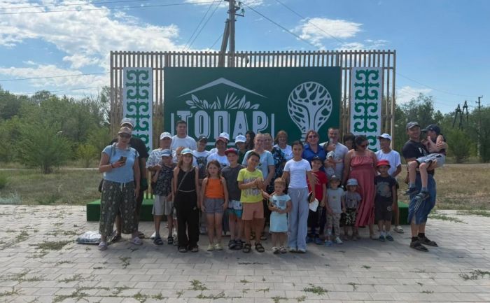 Инклюзивная аллея появилась в Абайском районе