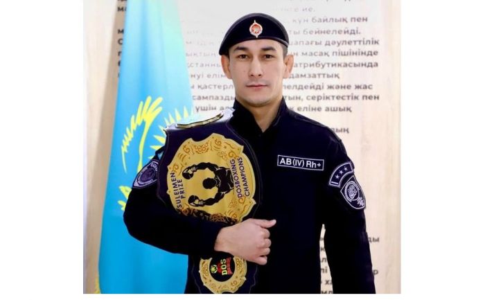 Казахстанский полицейский нокаутировал соперника за 13 секунд в поединке в Китае