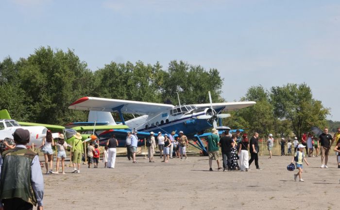 Ближе к небу -  в Байсерке проходит авиашоу