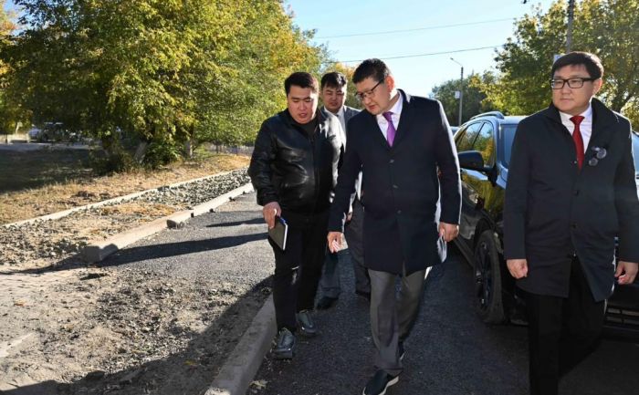 В Семее активно ведутся работы по ремонту дорог
