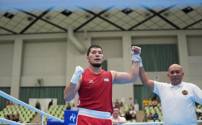 Боксер из Астаны Айбек Оралбай стал чемпионом Азиатских игр