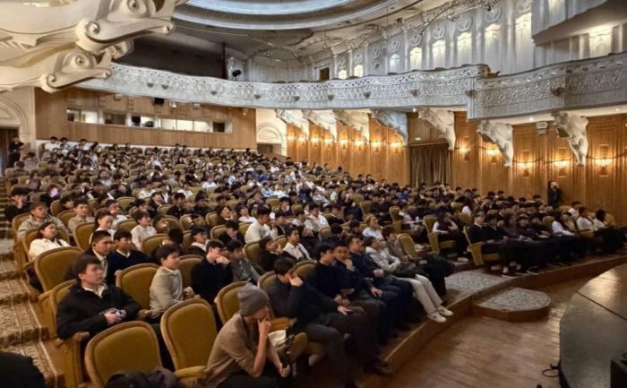 Школьникам и студентам Астаны объяснили, какие религиозные призывы должны насторожить