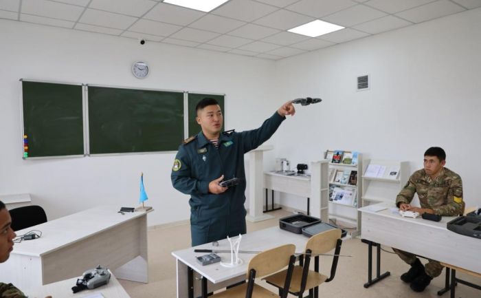 Первое место за сброс гранаты с дрона