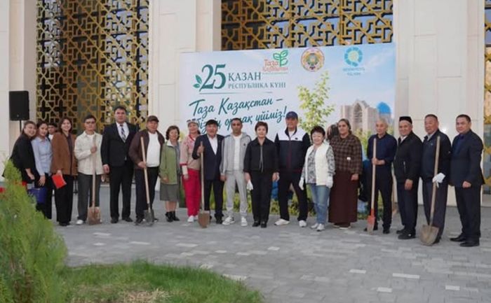 В Туркестане экологическую акцию посвятили 35-летию независимости Казахстана