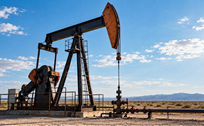 Нефть Brent подорожала до $113 за баррель на фоне атак на Саудовскую Аравию