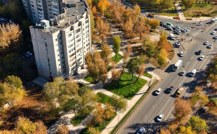 Новый сквер открыли в столичном районе Байконыр