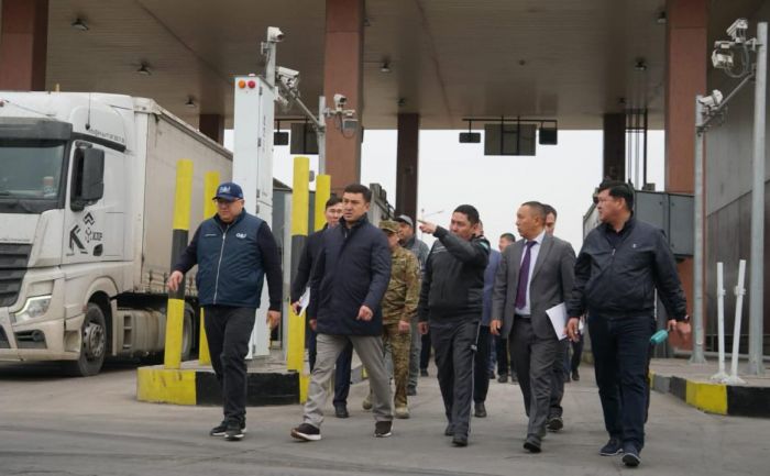 Как в Туркестанской области системно решают проблему транзита на границе с Узбекистаном
