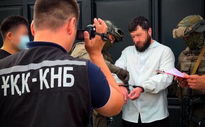 КНБ бьёт тревогу: волна задержаний за пропаганду терроризма прокатилась по регионам