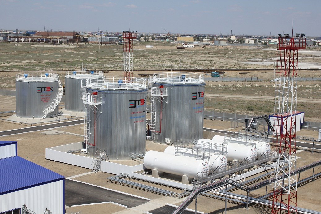 Казахстанские тэки. Топливно энергетический комплекс. Тэк казахстан. Тэк казахстан png. Топливно заправочный комплекс.